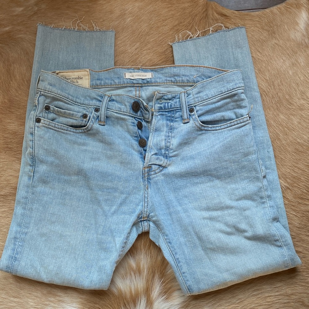 28X32 Abercrombie & Fitch jeans